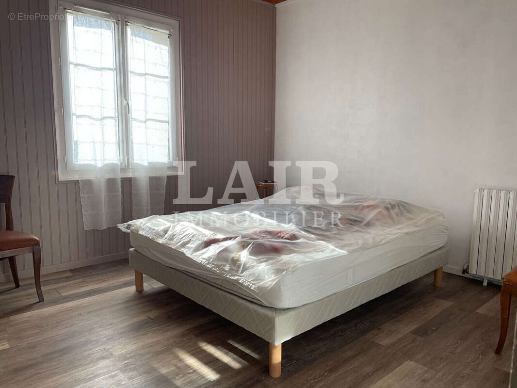 Maison à LE GUE-DE-LA-CHAINE