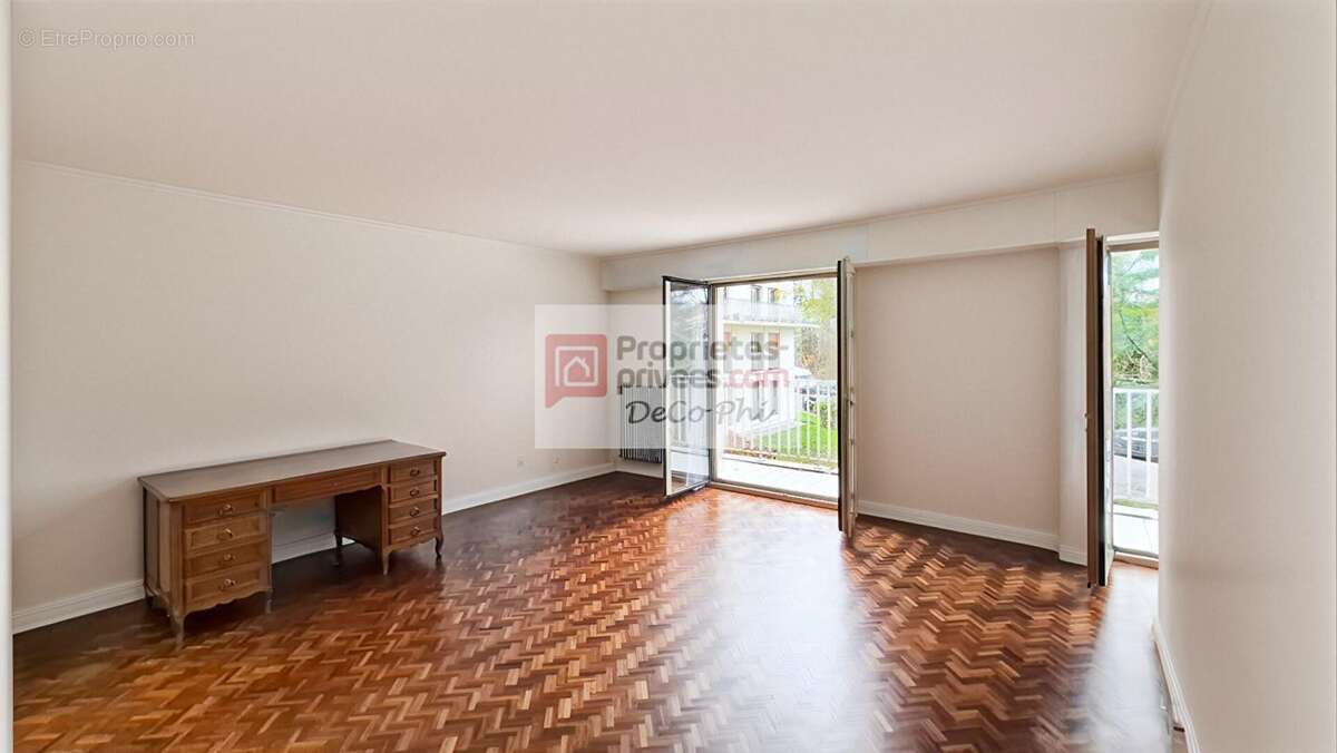 Appartement à VERSAILLES