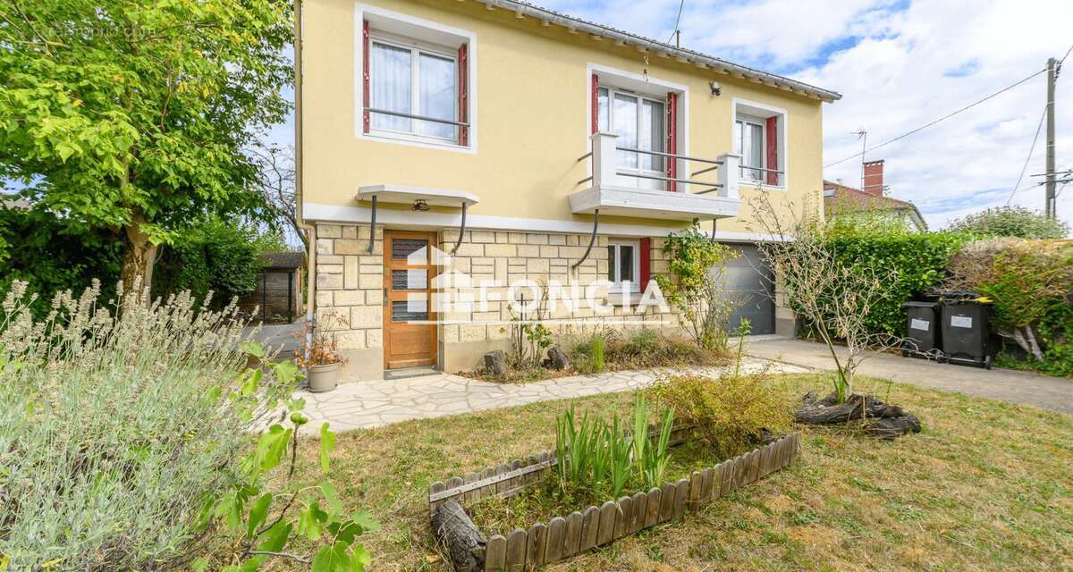 Maison à CHAMPIGNY-SUR-MARNE