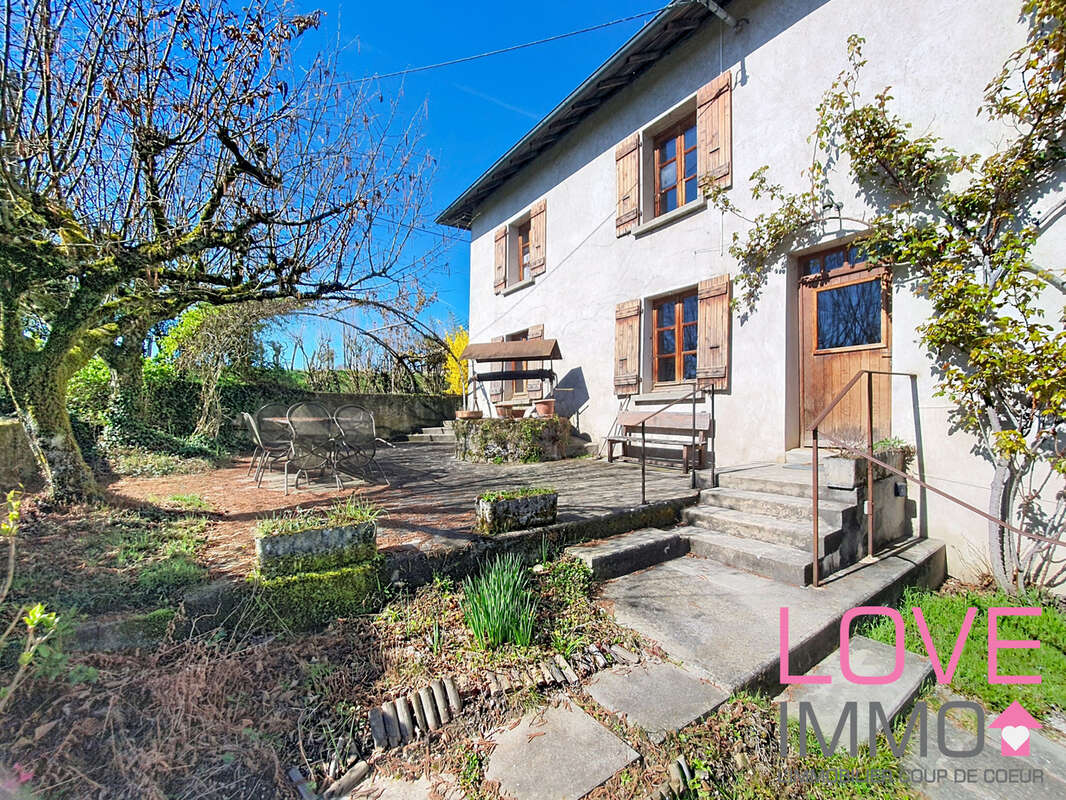 Maison à LA TOUR-DU-PIN