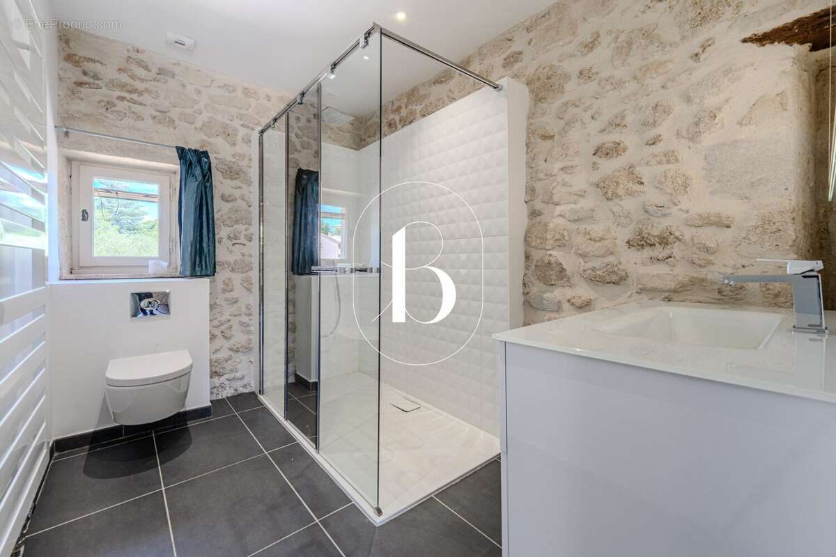 Maison à UZES