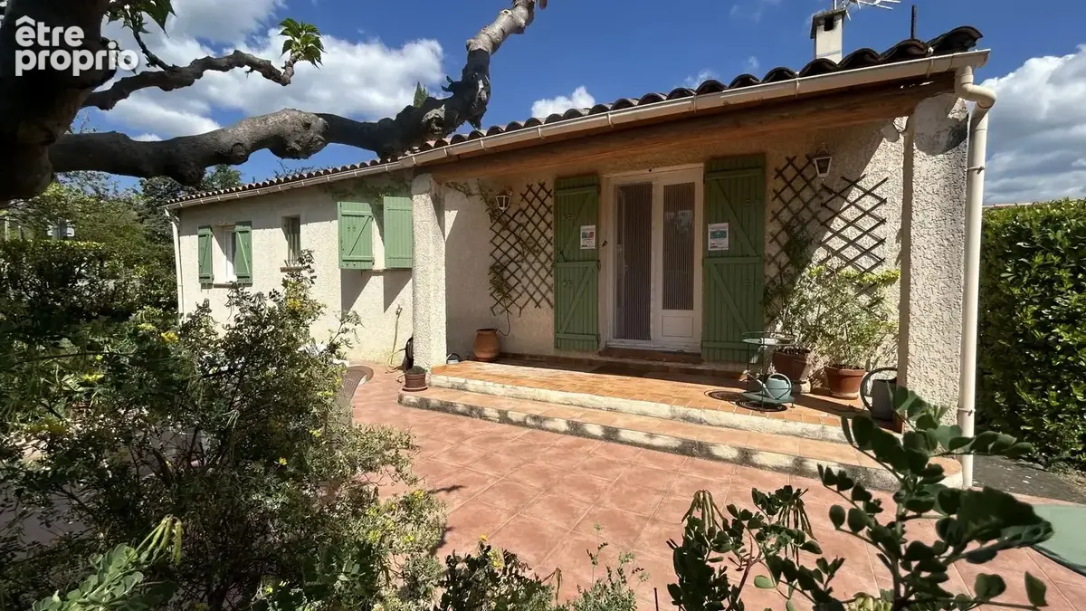 Lambesc - Maison 91 m² de plain-pied sur 614 m² de parcelle - photo 8