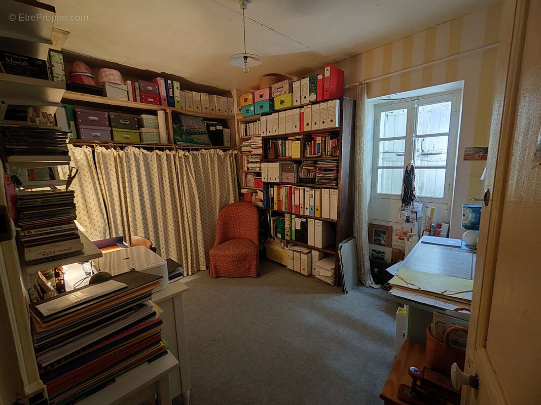 Maison à PONT-DE-BARRET