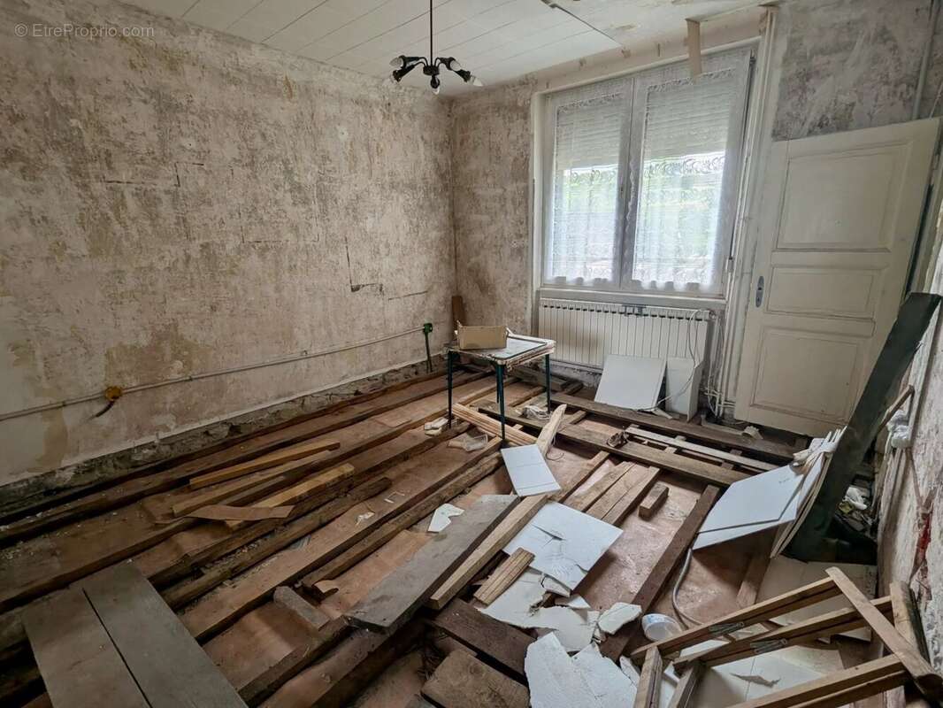Maison à L'HOPITAL