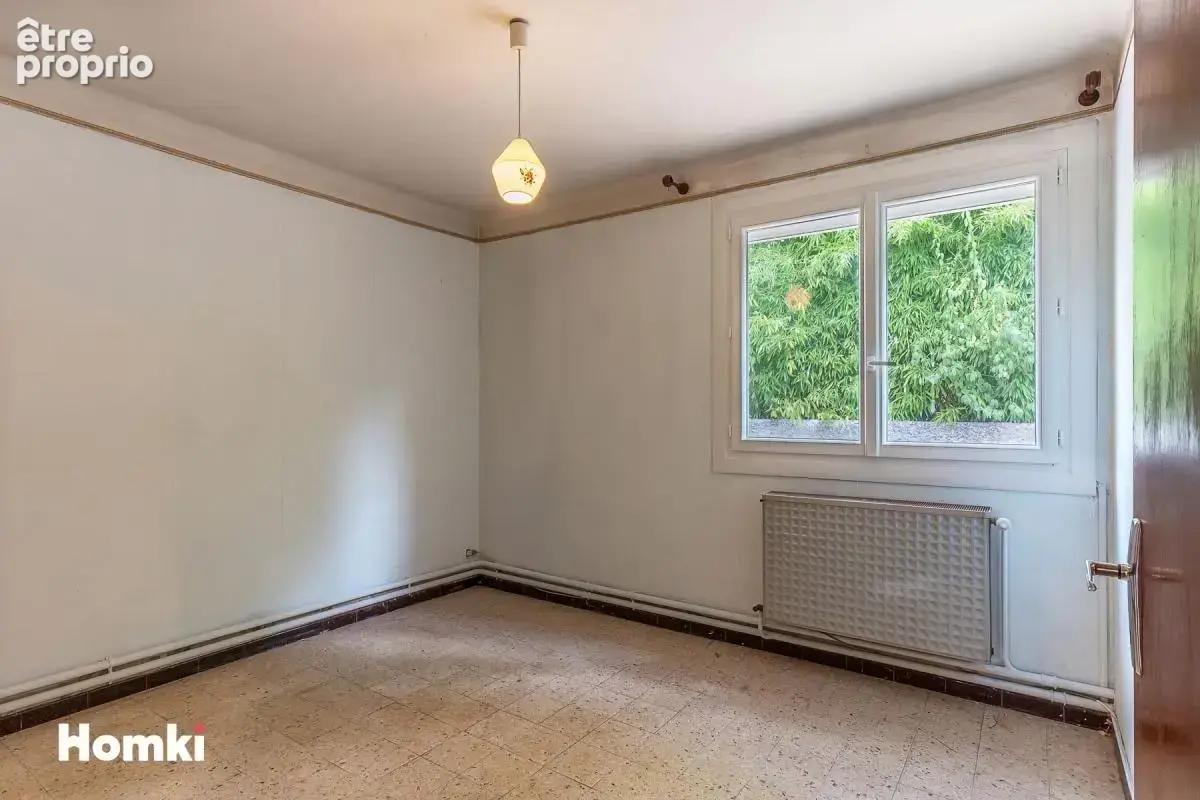 Maison/Villa T6 de 137 m² à Montélimar 26200 accès PMR - photo 7