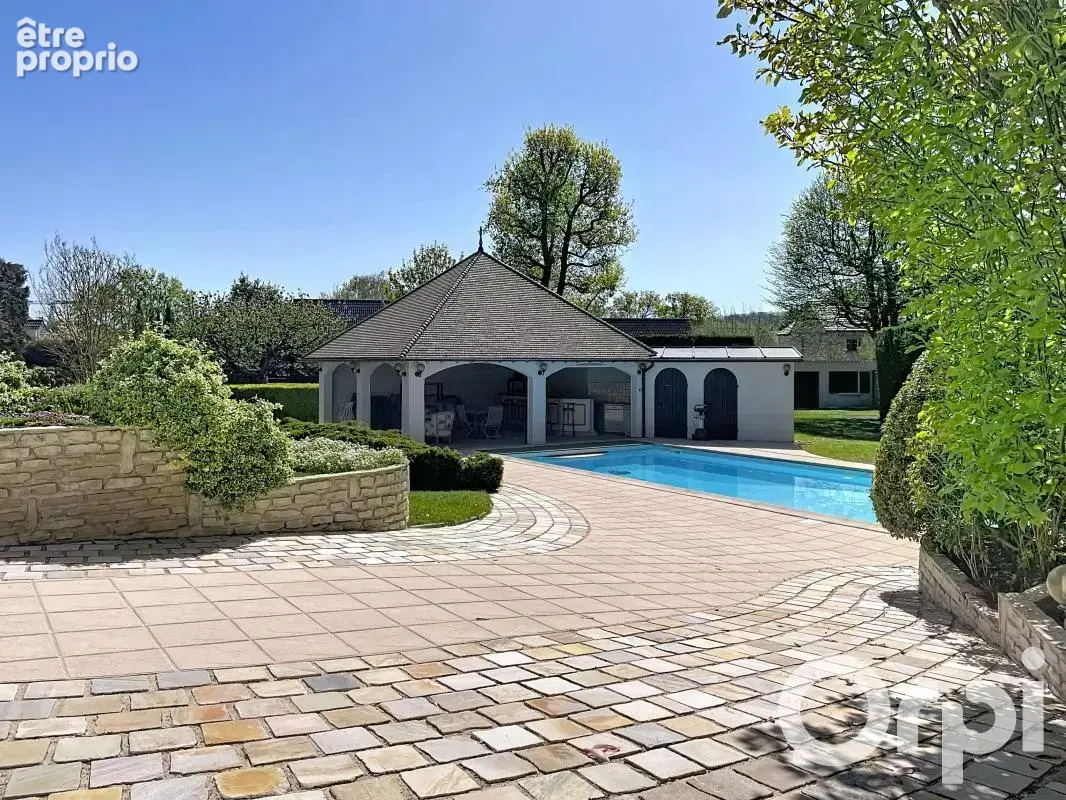 Demeure d'exception à boissy-sous-st-yon – 250 m² de luxe, parc paysagé et piscine - photo 19