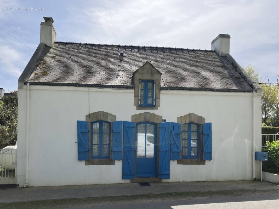 Maison à PLOUGOUMELEN