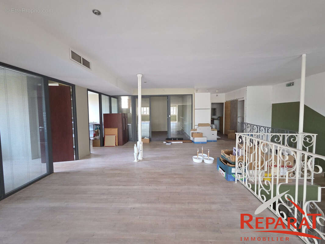 Commerce à BRIVE-LA-GAILLARDE