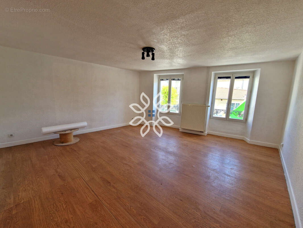 Appartement à PAULHAGUET