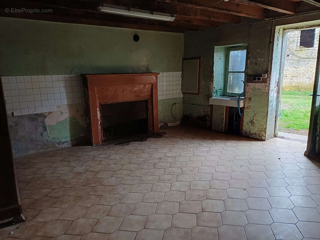 Maison à LA FAYE
