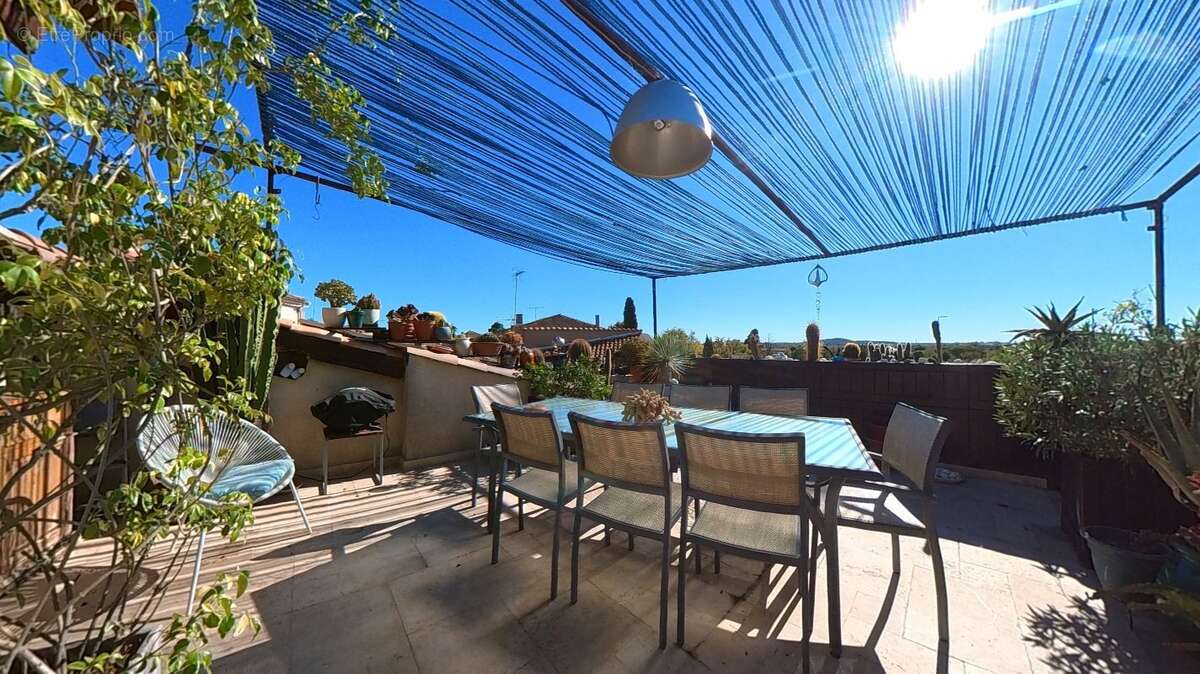 Maison à NEZIGNAN-L&#039;EVEQUE