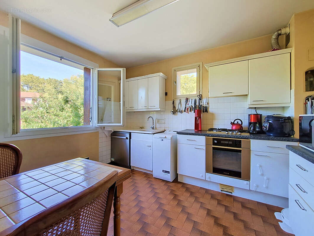 Prox Voie Verte / Métro Cuire - grande maison familiale - photo 9