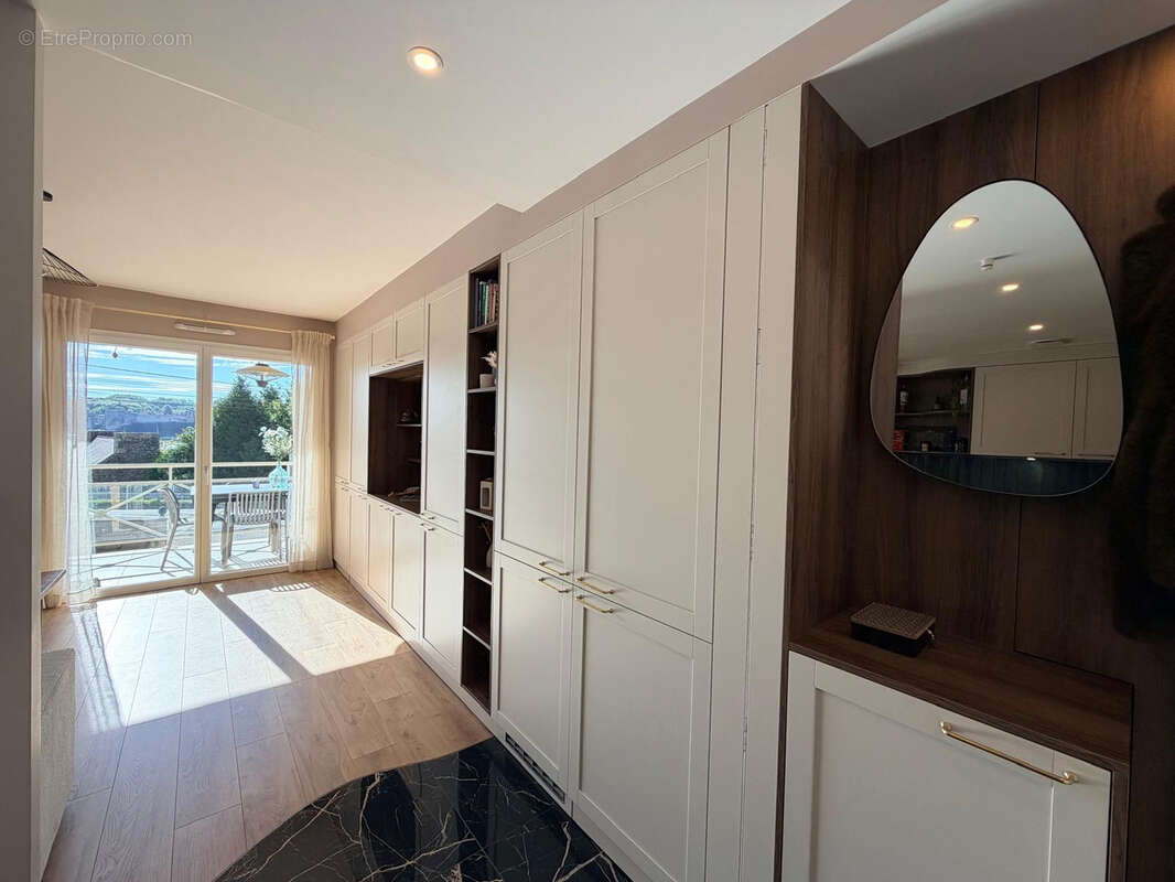 SAINT CAST LE GUILDO - Appartement T2 rénové avec goût et vue sur la château du Guildo - photo 6