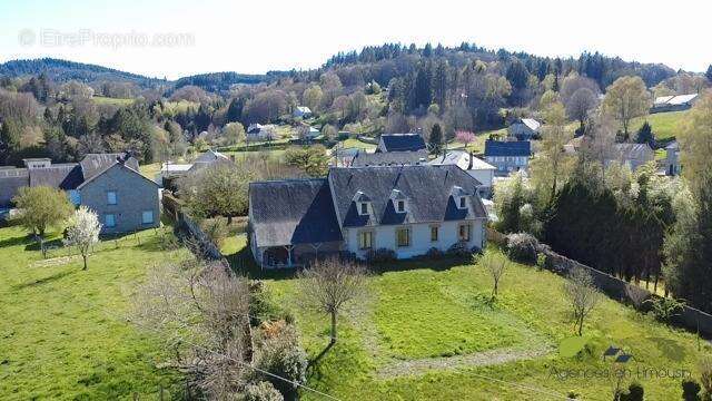 Maison à TREIGNAC