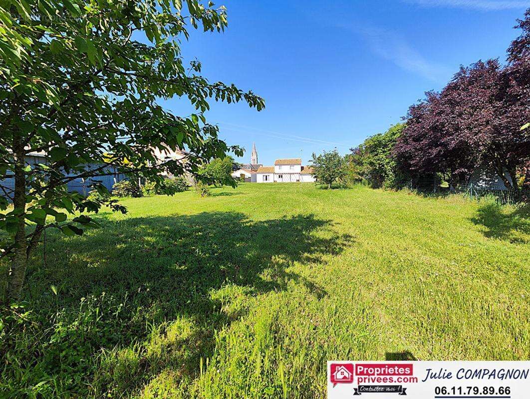 Maison familiale de 145 m² env. avec 4 chambres, garage et grand jardin - photo 17