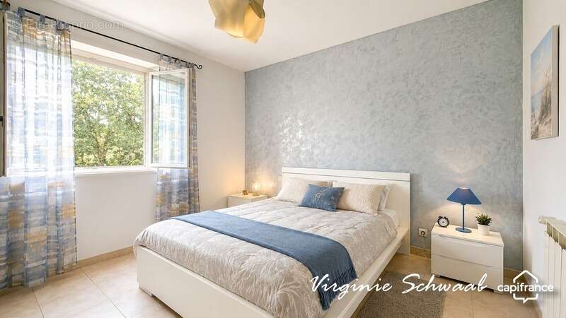 TILH (40) – Maison de 9 pièces avec dépendances sur plus de 3 000 m² de terrain - photo 6