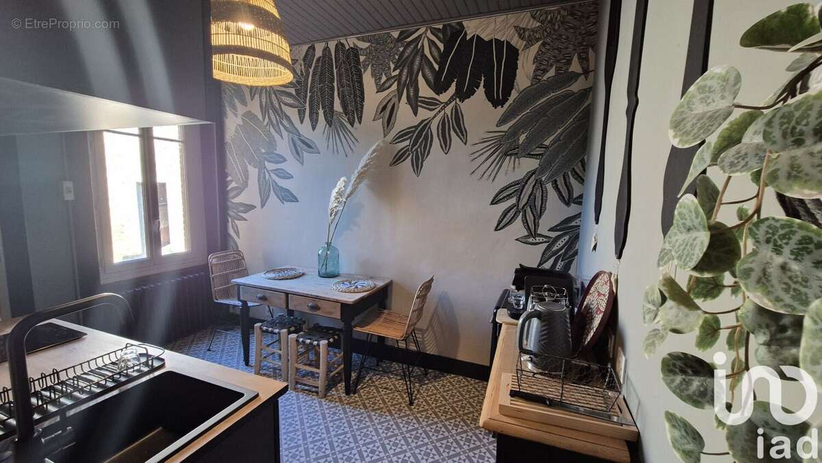 Photo 6 - Appartement à SAINT-JUST-SAINT-RAMBERT