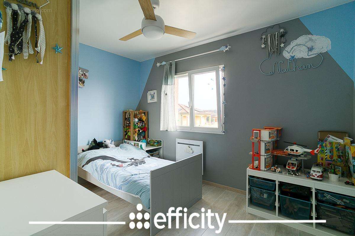 Maison à CHASSE-SUR-RHONE