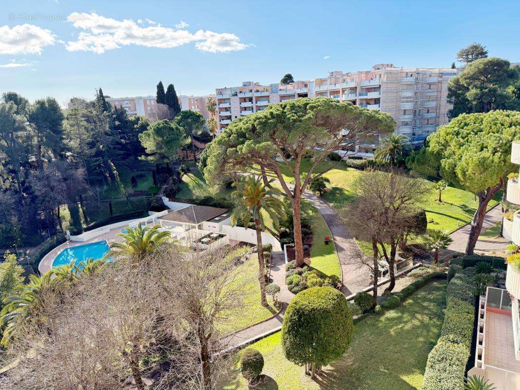 Appartement à CANNES