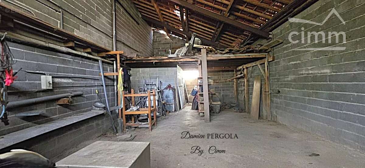 Maison de 107 m² avec grand atelier de 75 m² à deux pas du centre de Montignac-Lascaux - photo 12