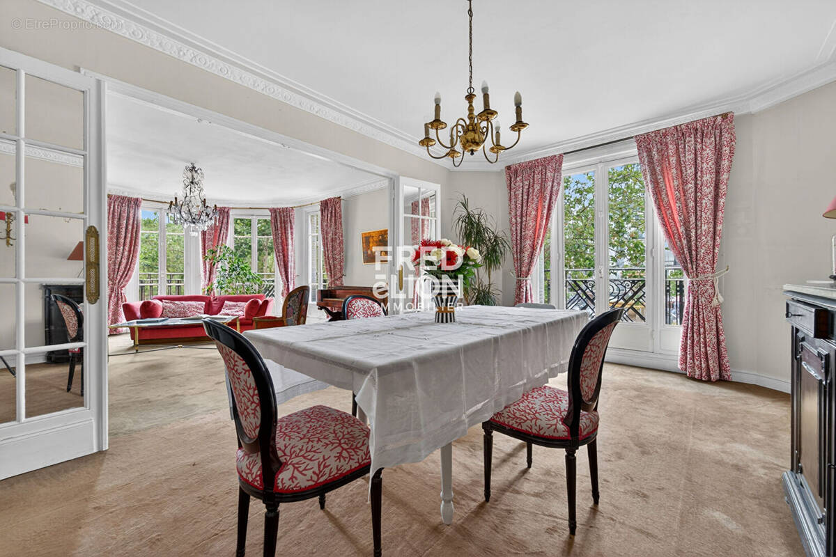 Appartement à PARIS-12E