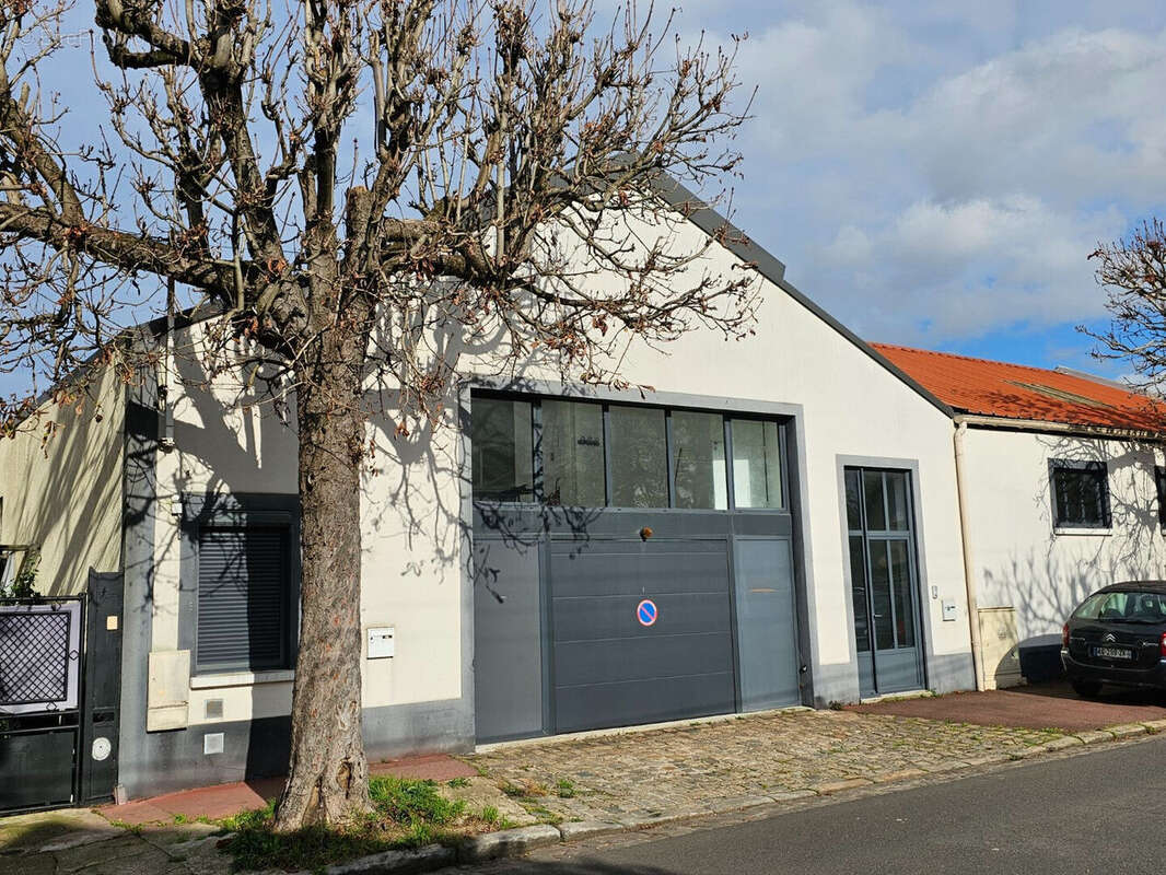 Commerce à SAINT-MAUR-DES-FOSSES