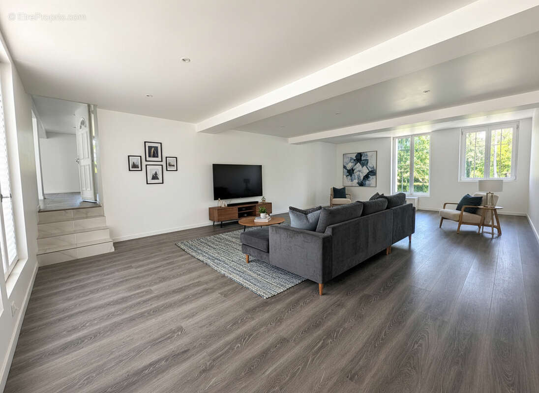 Appartement à LUZANCY