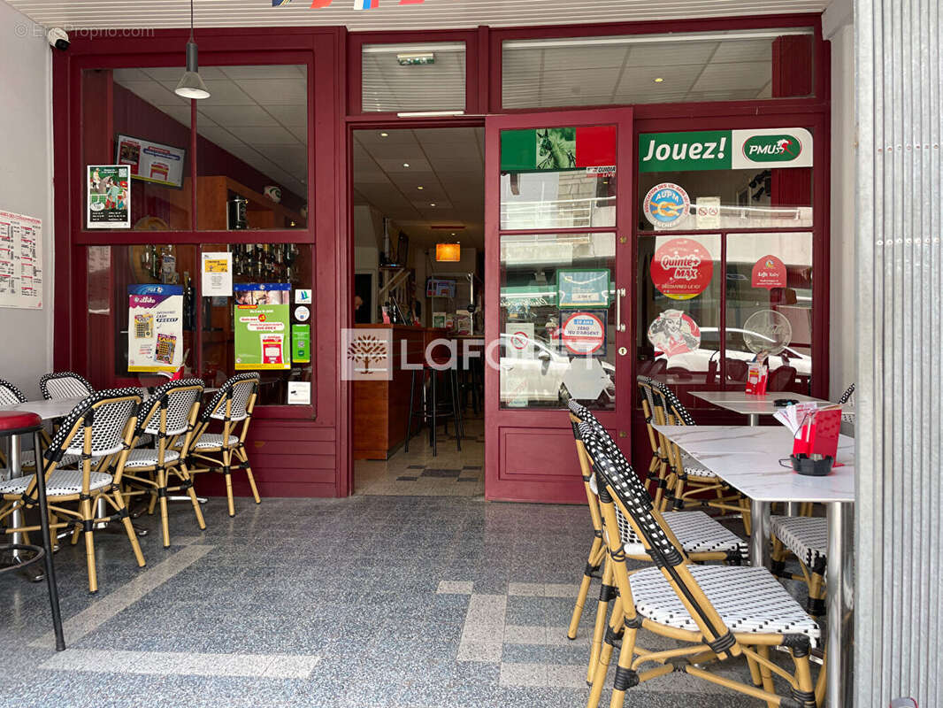 Bar pmu  fdj + logement  meschers hyper centre - photo 4