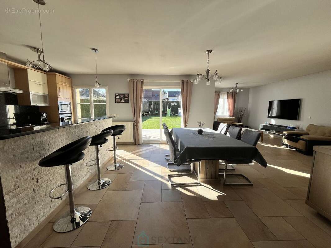 Maison à BOISSISE-LE-ROI