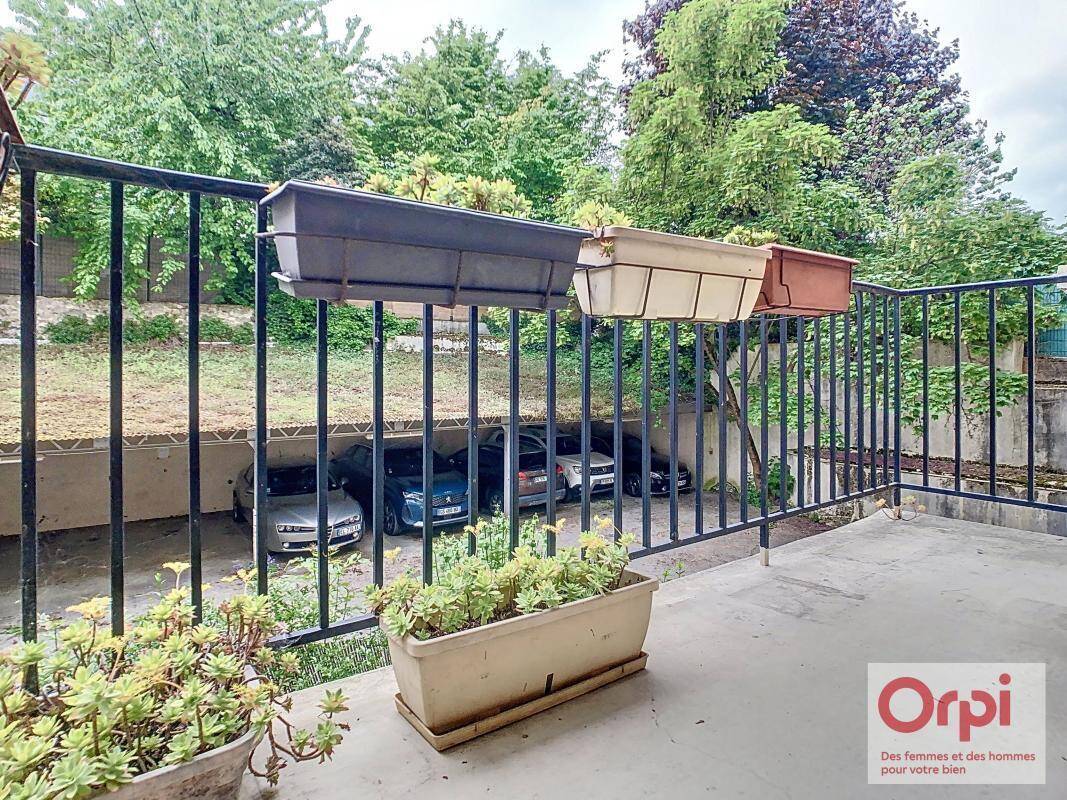 Appartement à ISSY-LES-MOULINEAUX