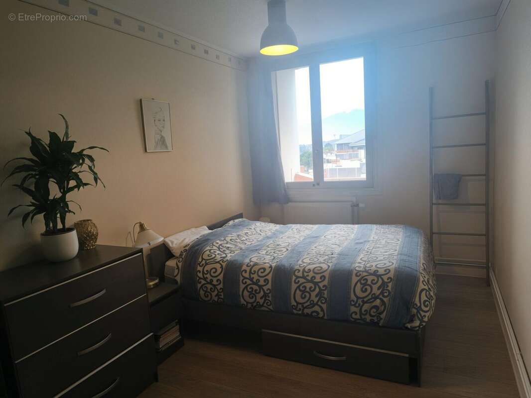 Appartement à LA TRONCHE