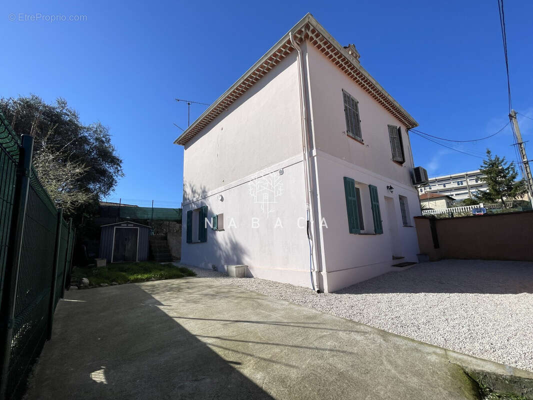 Appartement à GRASSE