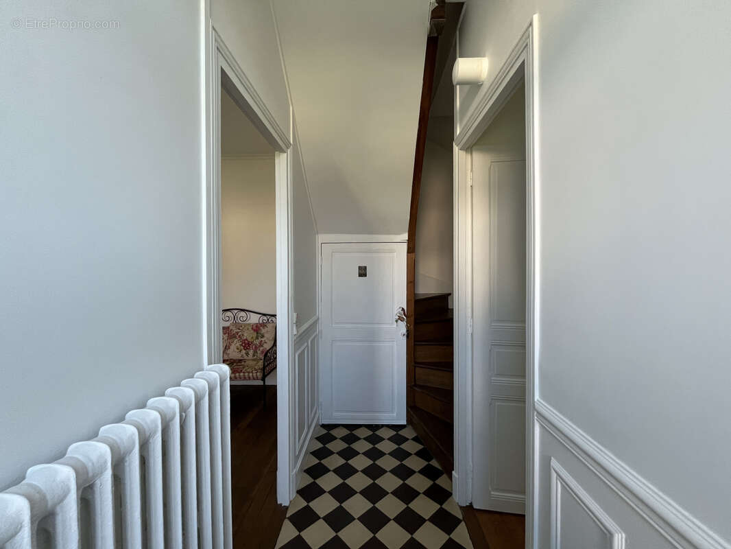 Maison à MALESHERBES