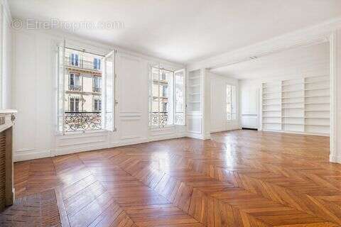 Appartement à PARIS-6E