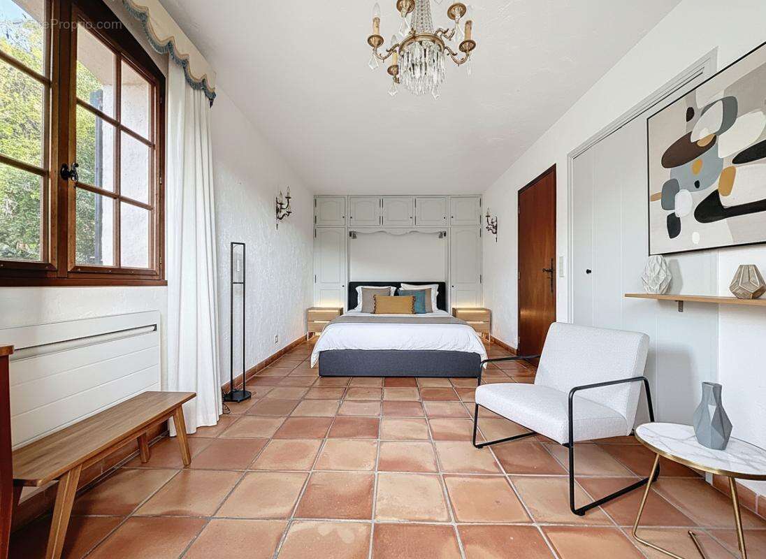 Maison à AURIBEAU-SUR-SIAGNE