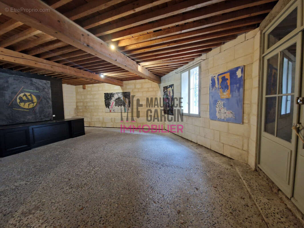 Maison à FONTAINE-DE-VAUCLUSE