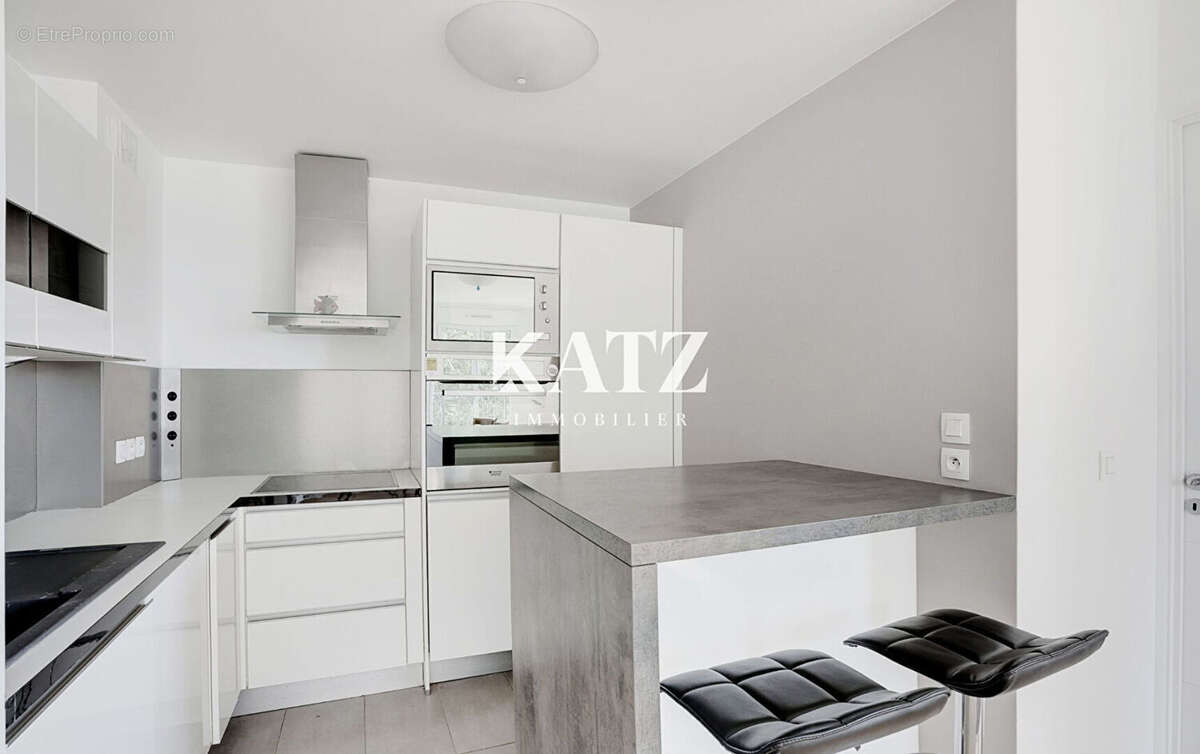 Appartement à GARCHES