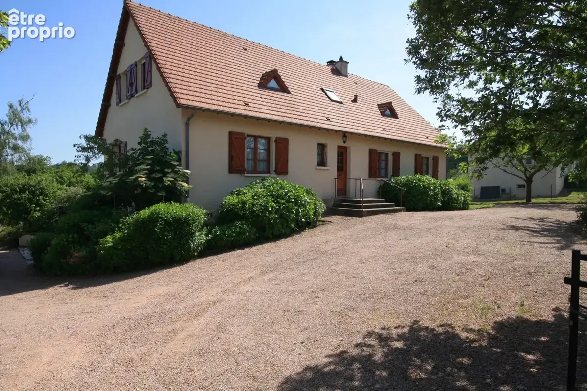 Propriété 5 chambres, avec piscine et étang sur 3 hectares de terrain - photo 8
