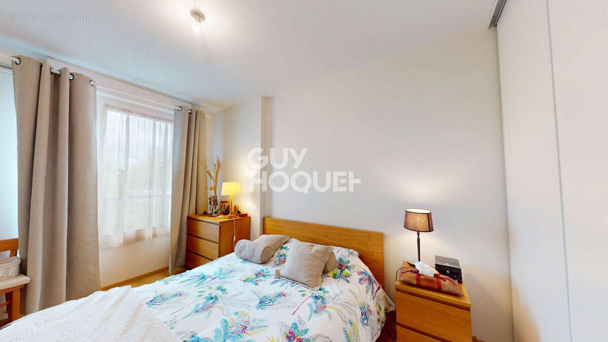 Appartement à SAINT-CYR-SUR-LOIRE