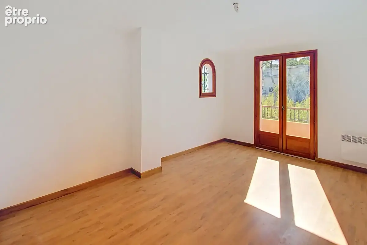 En exclusivité Villa à Lorgues T7 : 4/5 chambres / 161m2 au sol / piscine/ 4003m2  clos ! - photo 9