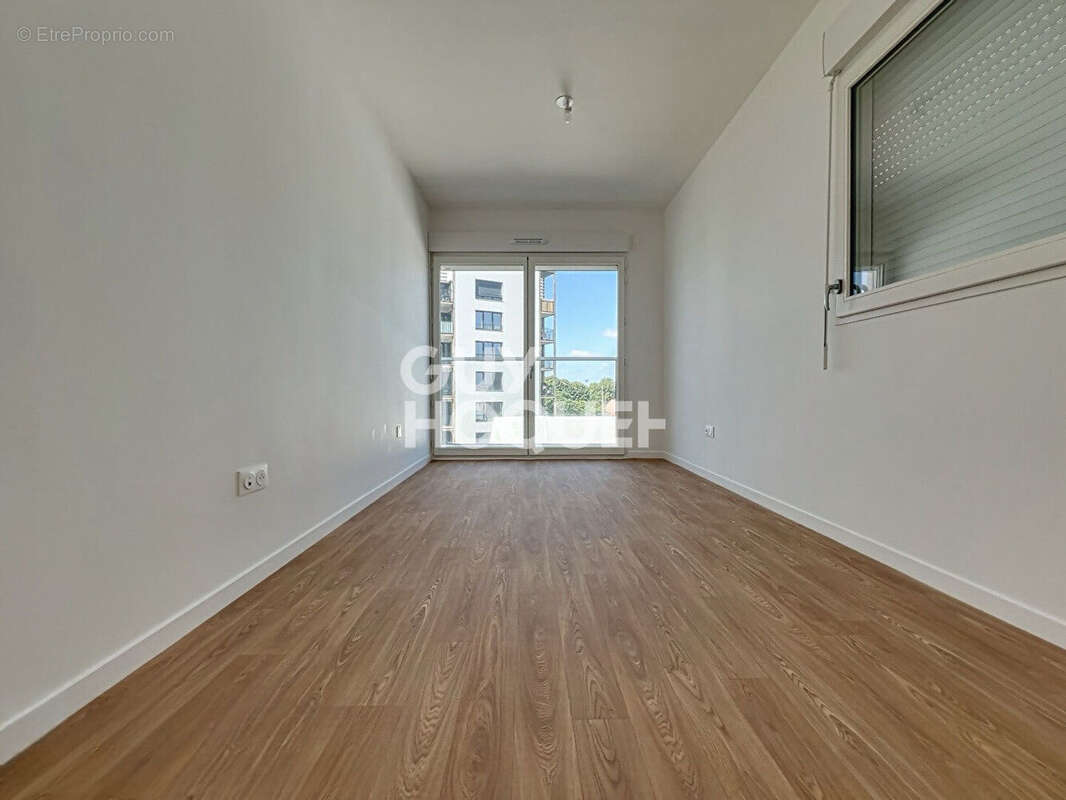 Appartement à STAINS