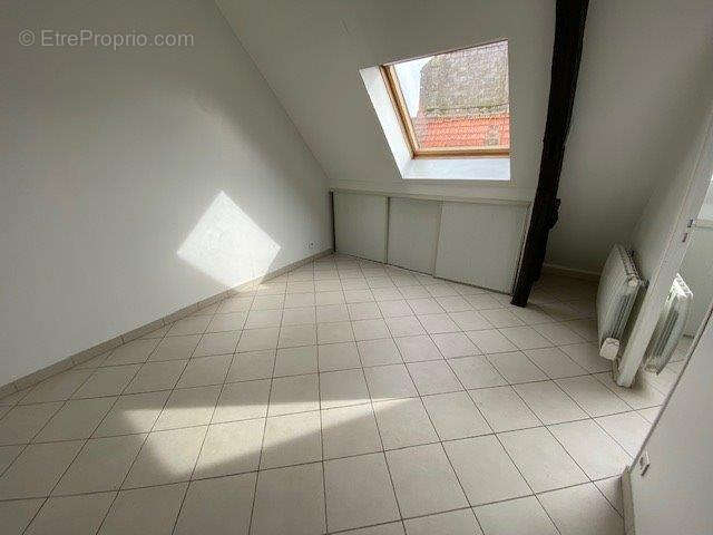 Appartement à EPERNON