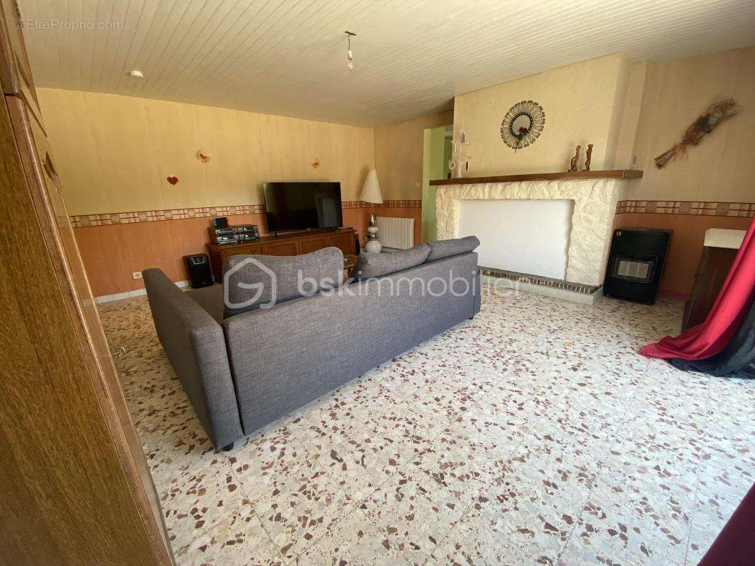 Maison à COURVILLE-SUR-EURE