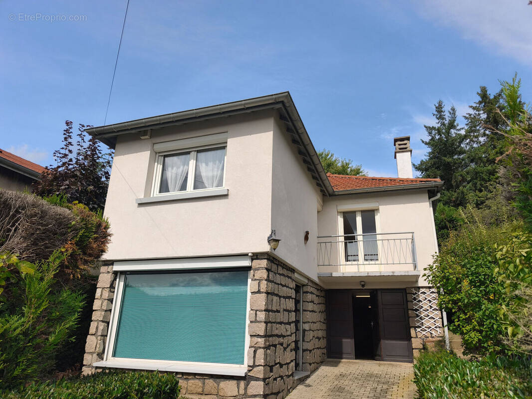 Photo 1 - Maison à SAINT-ETIENNE