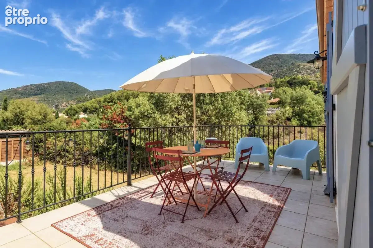 Villa avec piscine et vue dégagée, à 900 m du centre de Roquebrun - photo 3