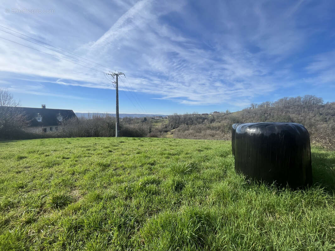 Terrain à ASTAILLAC