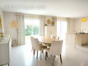 Maison à COSSE-LE-VIVIEN