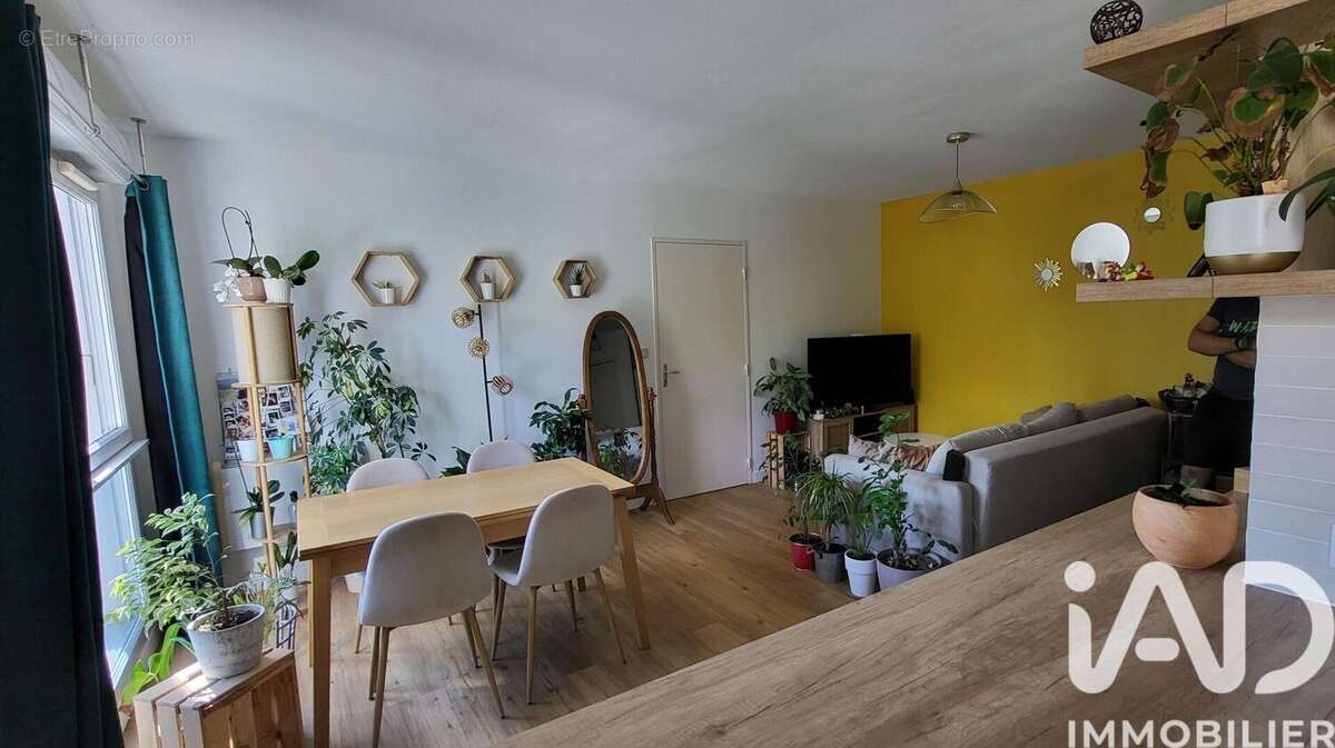 Photo 2 - Appartement à LYON-8E