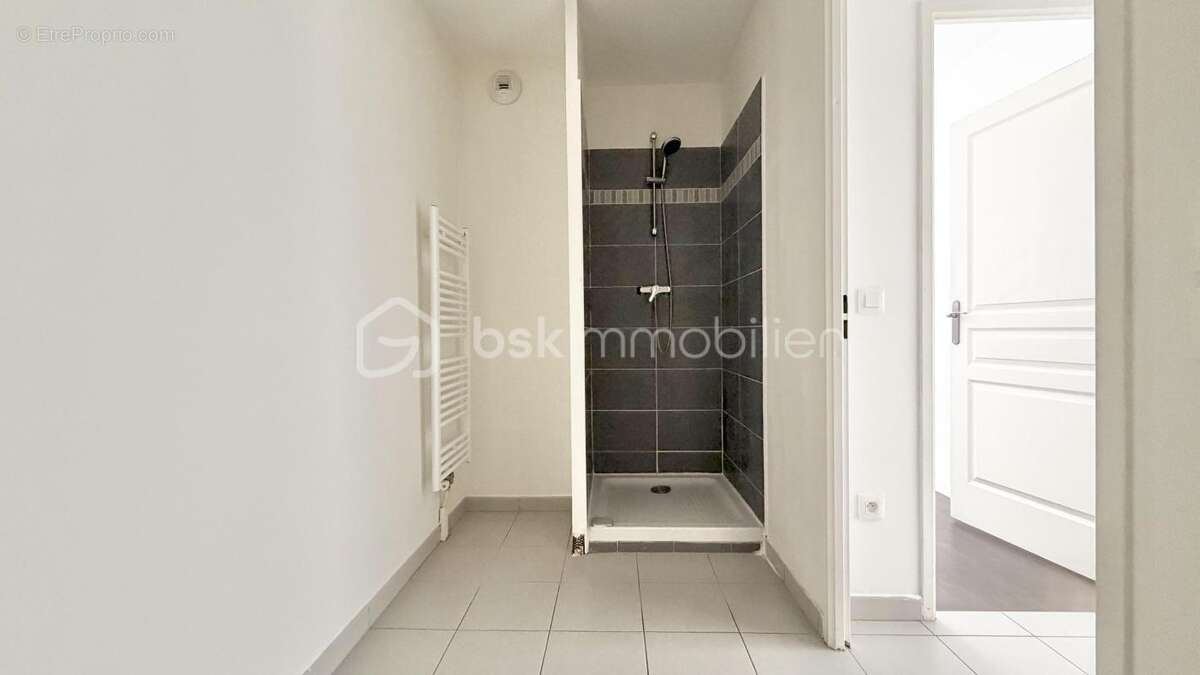 Appartement à SAINT-BRICE-SOUS-FORET