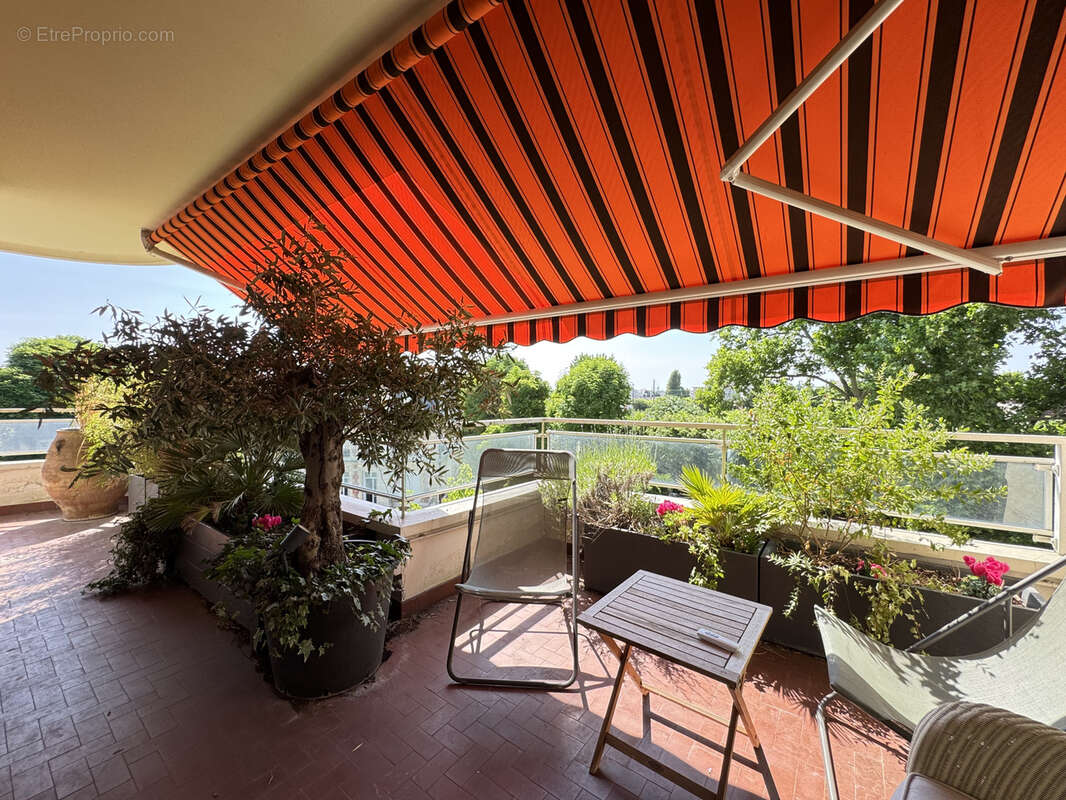 Appartement à SAINT-MAUR-DES-FOSSES